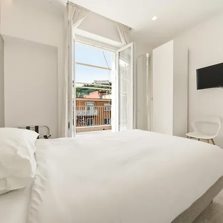 アパート Alpha Domus 15