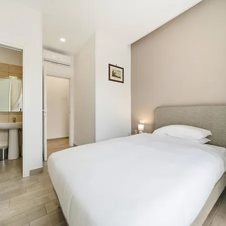Alpha Domus 15 Apartamento