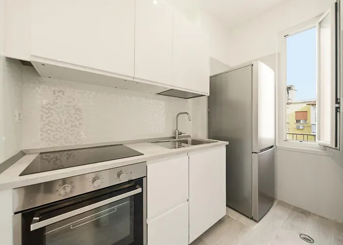 Alpha Domus 15 Apartment