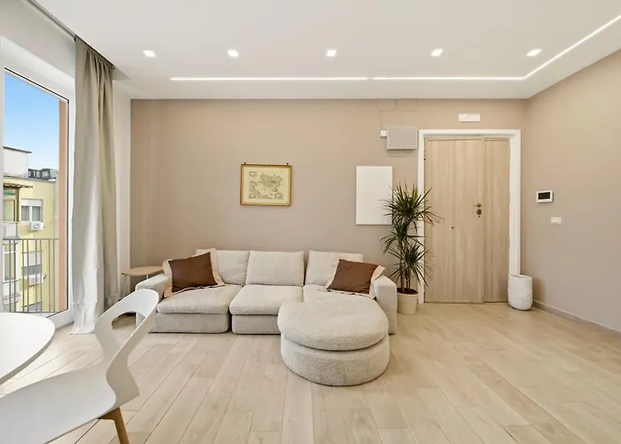 Alpha Domus 15 Apartment Naples