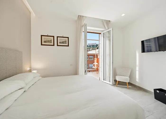 Alpha Domus 15 公寓 *