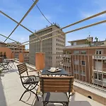 Alpha Domus 15 * Nápoles