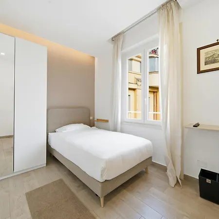 Alpha Domus 15 * Napoli