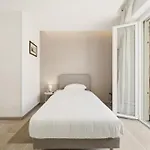 Apartament Alpha Domus 15 *